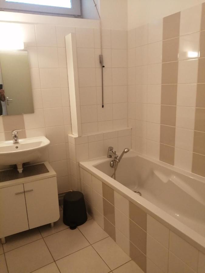 דירות סדאן Studio Dans Vieux Magasin 1800 מראה חיצוני תמונה